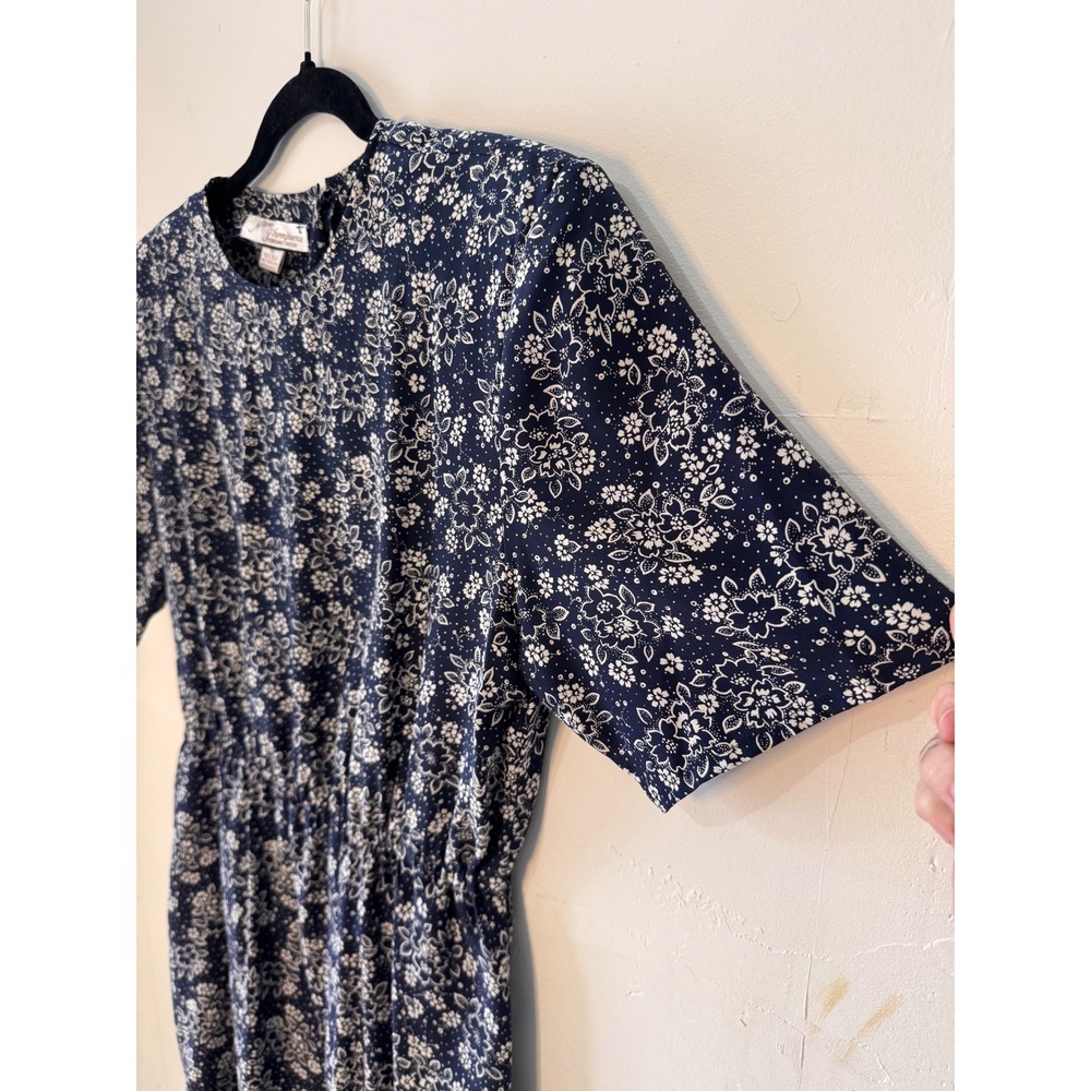 Vintage Norm Thompson Dress Size 10 100% Silk Navy Blue Floral Midi Short Sleeve - Picture 3 of 11